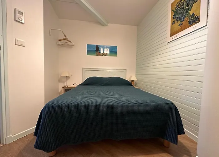 3 Etoiles Confort, *